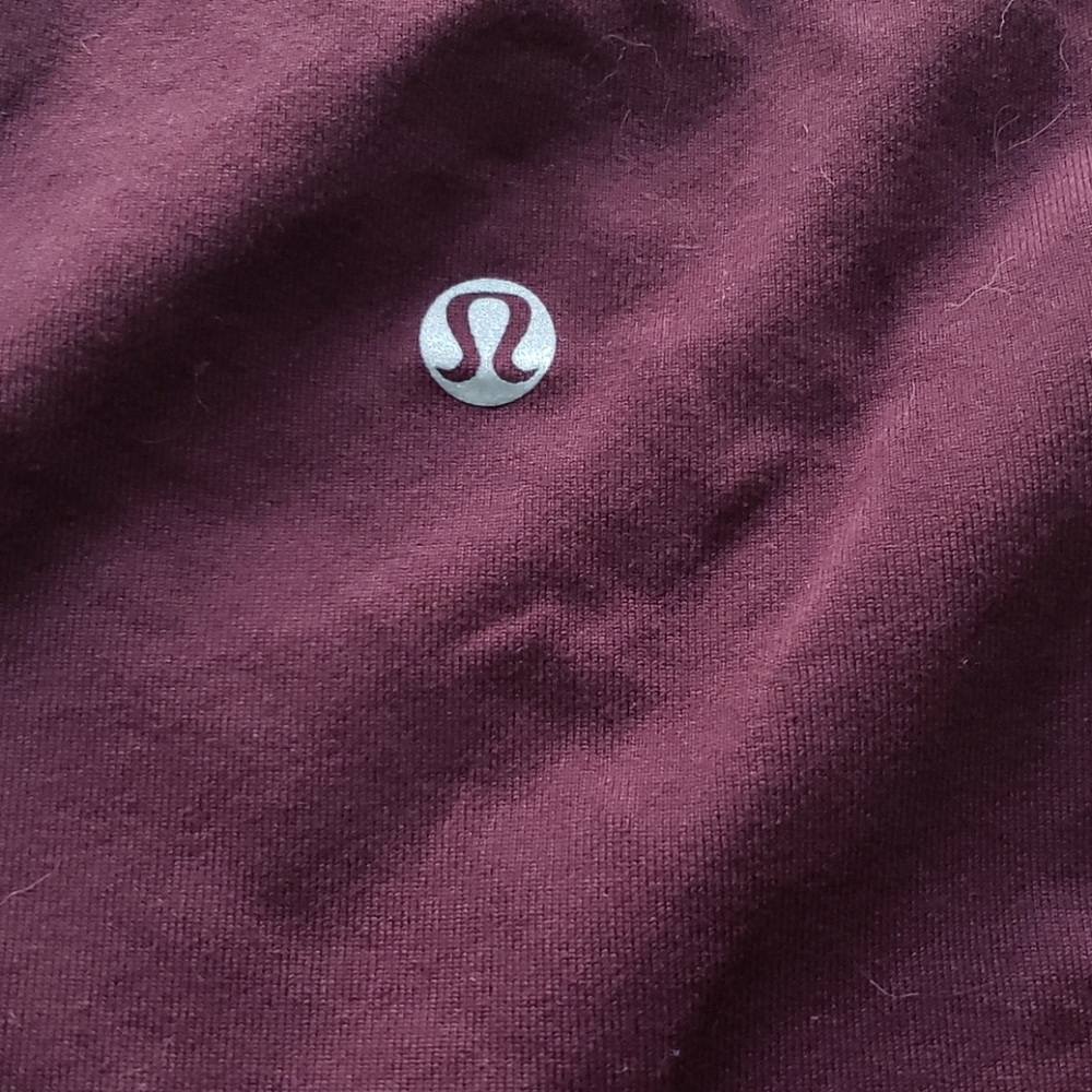 Lululemon Racerback size 8 - Picture 3 of 3
